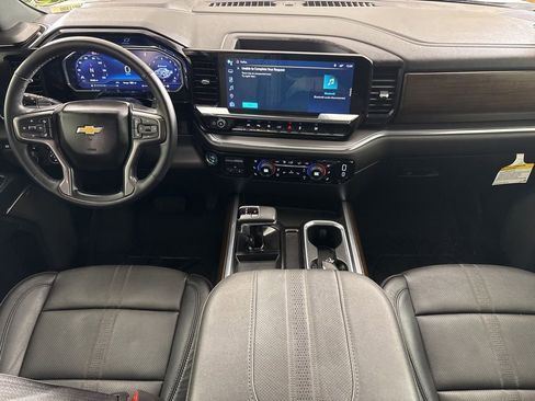 Used 2024 Chevrolet Silverado 1500 High Country w/ High Country Premium Package image 46