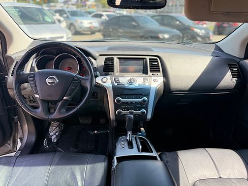 Used 2009 Nissan Murano SL w/ Technology Pkg FWD image 13