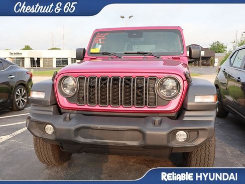 Used 2024 Jeep Wrangler Unlimited Sport AWD/4WD image 6