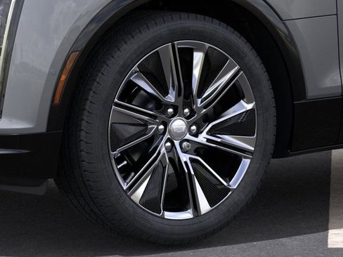 New 2025 Cadillac Lyriq Luxury image 42