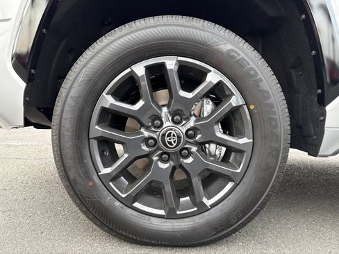 New 2026 Toyota Tundra Platinum image 14