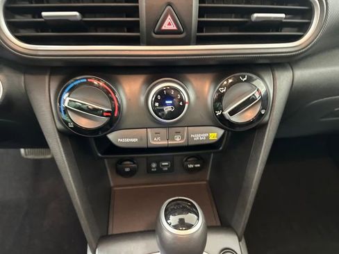 Used 2020 Hyundai Kona SEL image 23