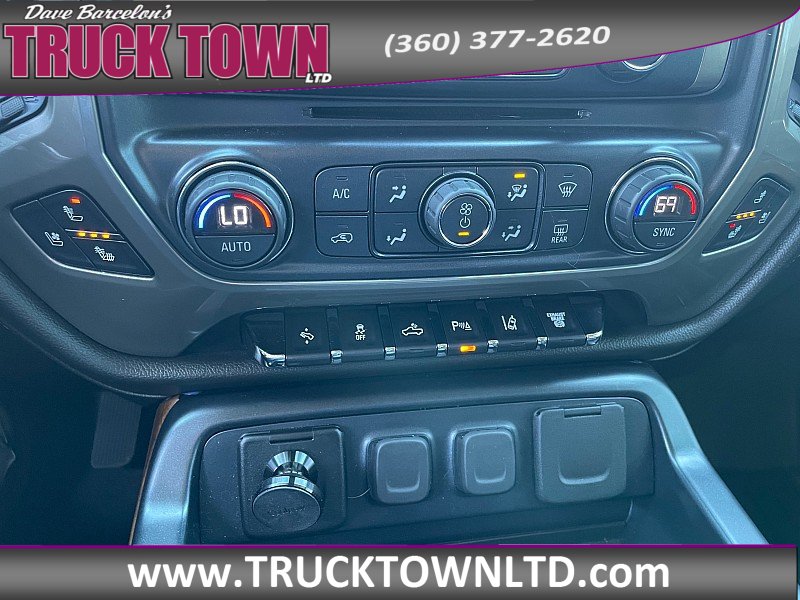Used 2018 Chevrolet Silverado 2500 High Country w/ Duramax Plus Package AWD/4WD image 26