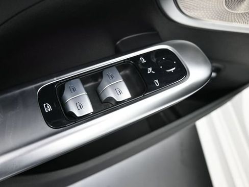 Certified 2025 Mercedes-Benz C 300 Sedan image 13