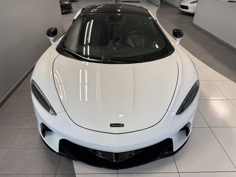 New 2026 McLaren GTS image 9