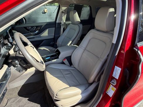 Used 2022 Lincoln Corsair Reserve w/ Elements Package image 23