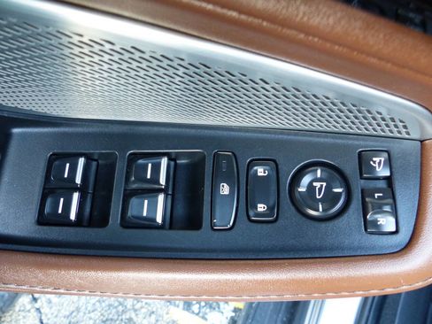 Used 2023 Acura MDX SH AWD w/Tech 4dr SUV w/Techno image 19