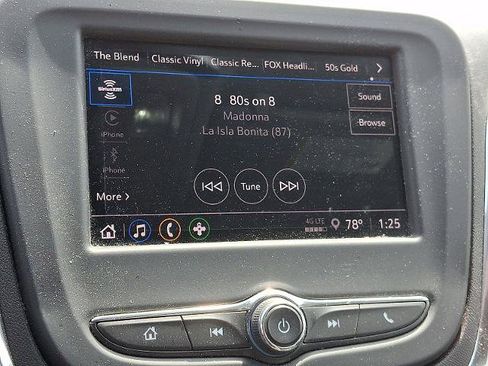 Used 2024 Chevrolet Equinox LT image 17