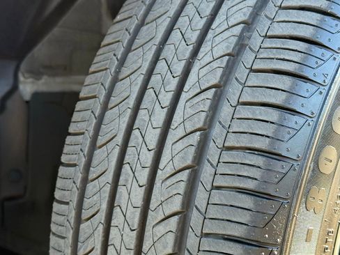 Used 2024 Toyota Camry SE image 43