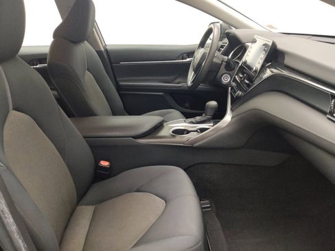 Used 2021 Toyota Camry LE FWD image 21