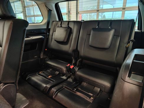 Used 2021 Toyota 4Runner Limited AWD/4WD image 16