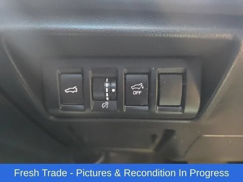 Certified 2022 Subaru Outback Premium AWD/4WD image 17
