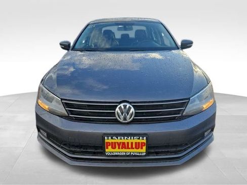 Used 2015 Volkswagen Jetta TDI SE image 2