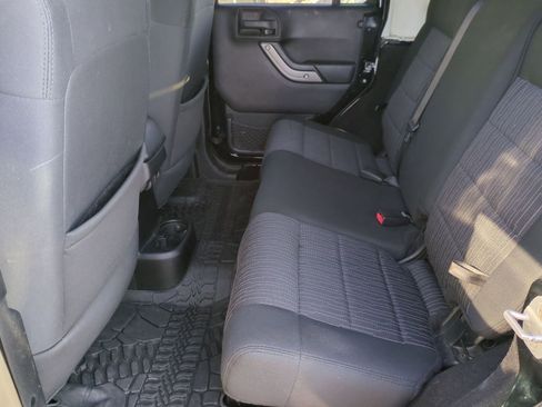 Used 2012 Jeep Wrangler Unlimited Sport image 23