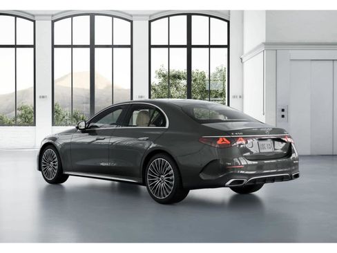 New 2026 Mercedes-Benz E 450 4MATIC Sedan image 28