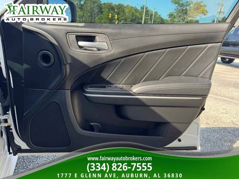 Used 2022 Dodge Charger Scat Pack w/ Plus Group RWD image 31