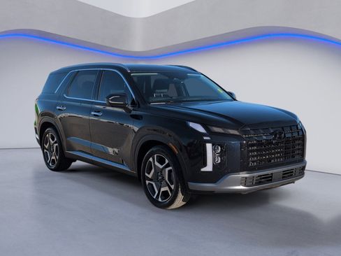 Used 2023 Hyundai Palisade Limited image 10