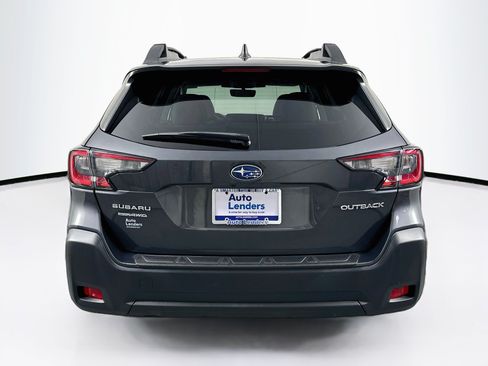 Used 2024 Subaru Outback Premium AWD/4WD image 6
