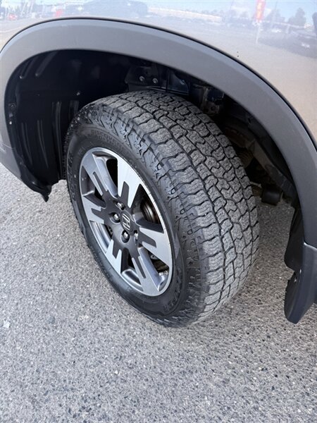 Used 2017 Honda Ridgeline RTL image 23