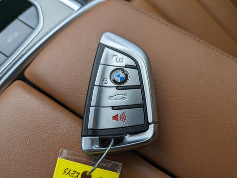 Used 2022 BMW 840i Convertible w/ Driving Assistance Package RWD image 33