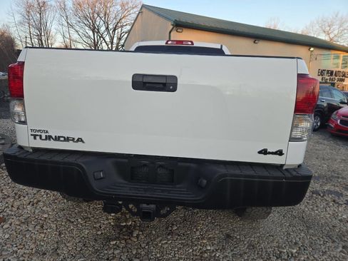 Used 2010 Toyota Tundra 4x4 Double Cab image 5