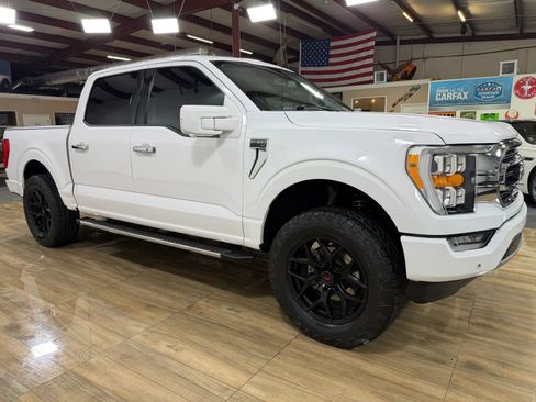 Used 2021 Ford F150 XLT w/ Equipment Group 302A High RWD image 3