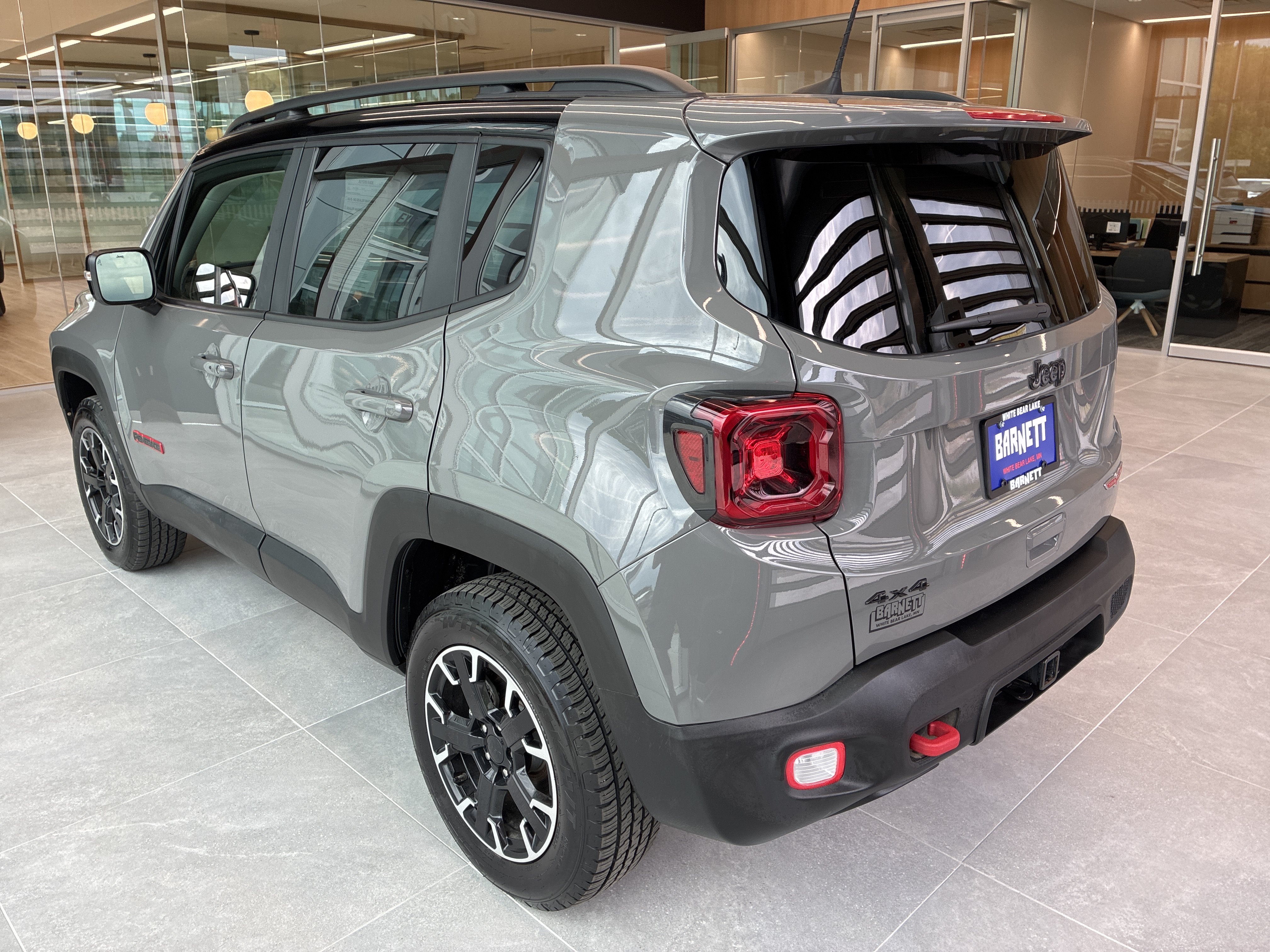 Certified 2023 Jeep Renegade Trailhawk w/ Sun/Sound Group AWD/4WD image 6