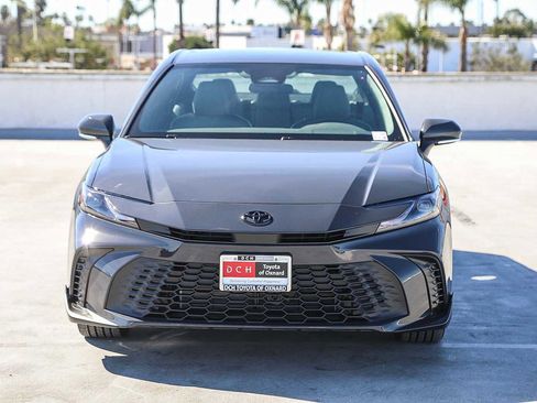 New 2026 Toyota Camry SE image 3