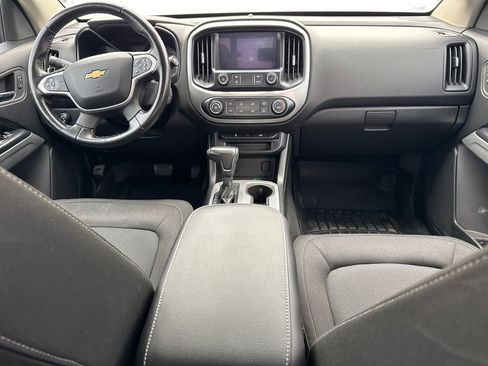 Used 2019 Chevrolet Colorado LT w/ LT Convenience Package RWD image 5