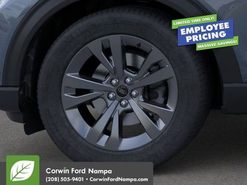 New 2026 Ford Explorer Active AWD/4WD image 19