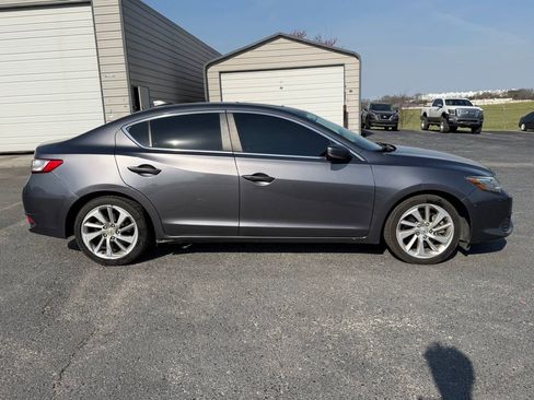 Used 2018 Acura ILX image 4