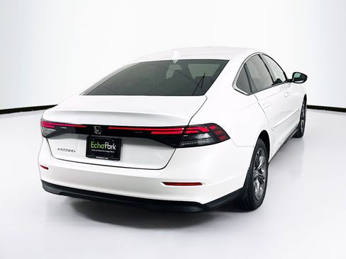Used 2023 Honda Accord EX image 9