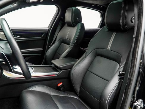 Used 2024 Jaguar XF R-Dynamic SE image 37