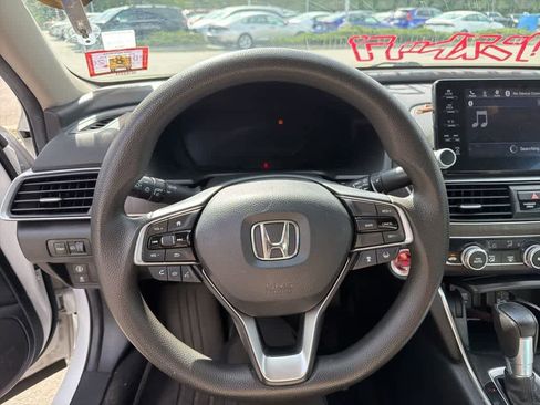 Used 2019 Honda Accord EX image 19
