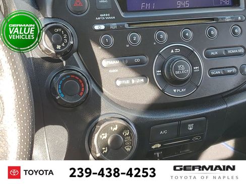 Used 2013 Honda Fit Sport image 29