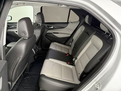 Used 2020 Chevrolet Equinox Premier FWD image 19