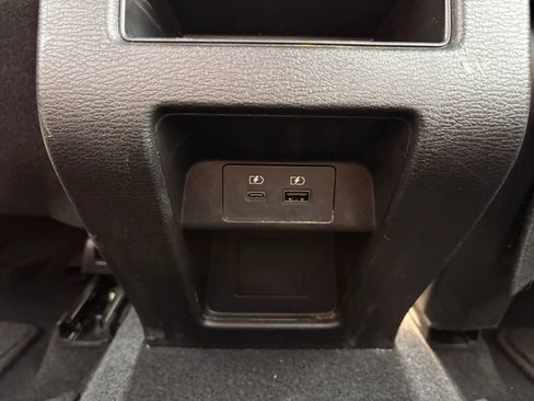 Used 2024 Mitsubishi Outlander SE Black Edition AWD/4WD image 30