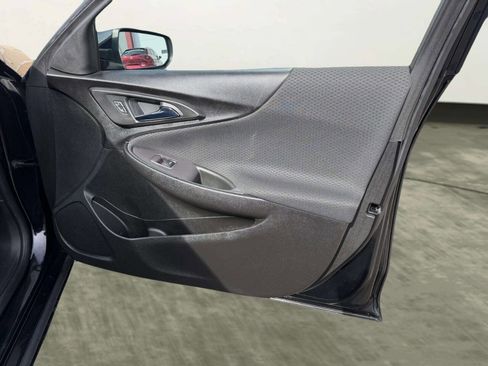 Used 2019 Chevrolet Malibu LT w/ LPO, Convenience Package 2 image 26