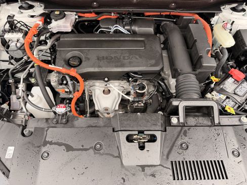Certified 2025 Honda CR-V Sport Touring image 31