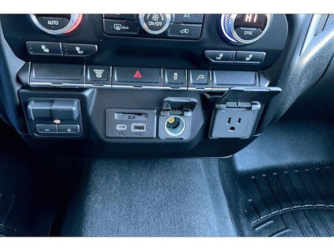 Used 2022 GMC Sierra 2500 SLT image 14