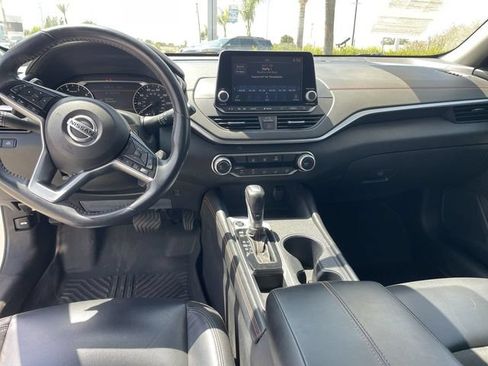 Used 2021 Nissan Altima 2.5 SR FWD image 19