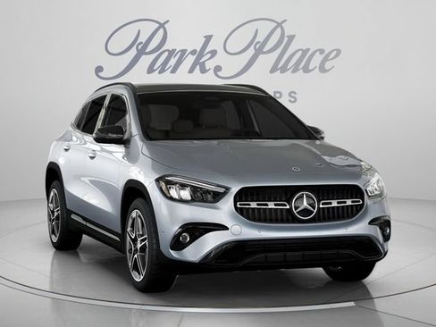Certified 2026 Mercedes-Benz GLA 250 4MATIC image 32