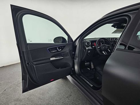 New 2026 Mercedes-Benz GLC 300 4MATIC image 19
