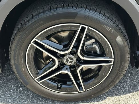 Certified 2025 Mercedes-Benz GLB 250 image 14