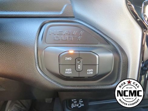 Used 2026 RAM 2500 Laramie AWD/4WD image 33