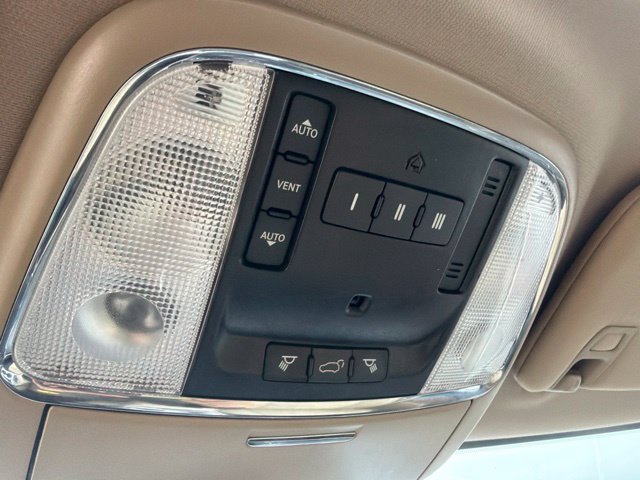 Certified 2021 Jeep Grand Cherokee Limited w/ Trailer Tow Group IV AWD/4WD image 32