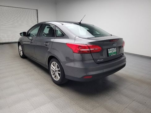 Used 2018 Ford Focus SE FWD image 5