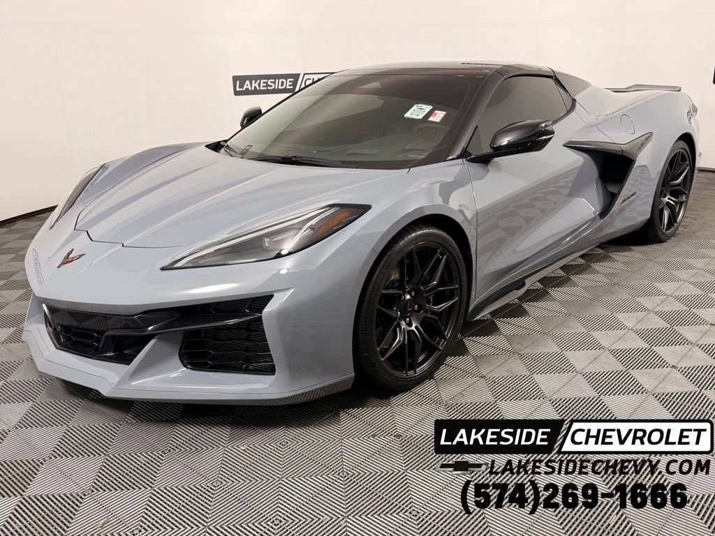 Used 2024 Chevrolet Corvette Z06 RWD image 1