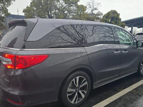 Used 2019 Honda Odyssey Elite image 12