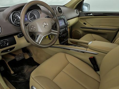 Used 2012 Mercedes-Benz GL 450 4MATIC image 16